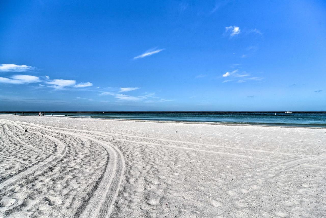 Florida Unit Steps From Indian Rocks Beach Access! Clearwater Beach Eksteriør billede