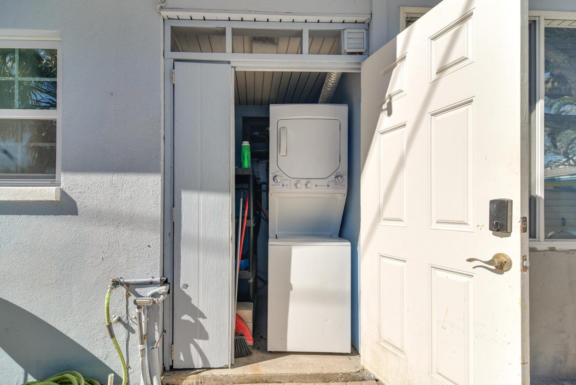 Florida Unit Steps From Indian Rocks Beach Access! Clearwater Beach Eksteriør billede